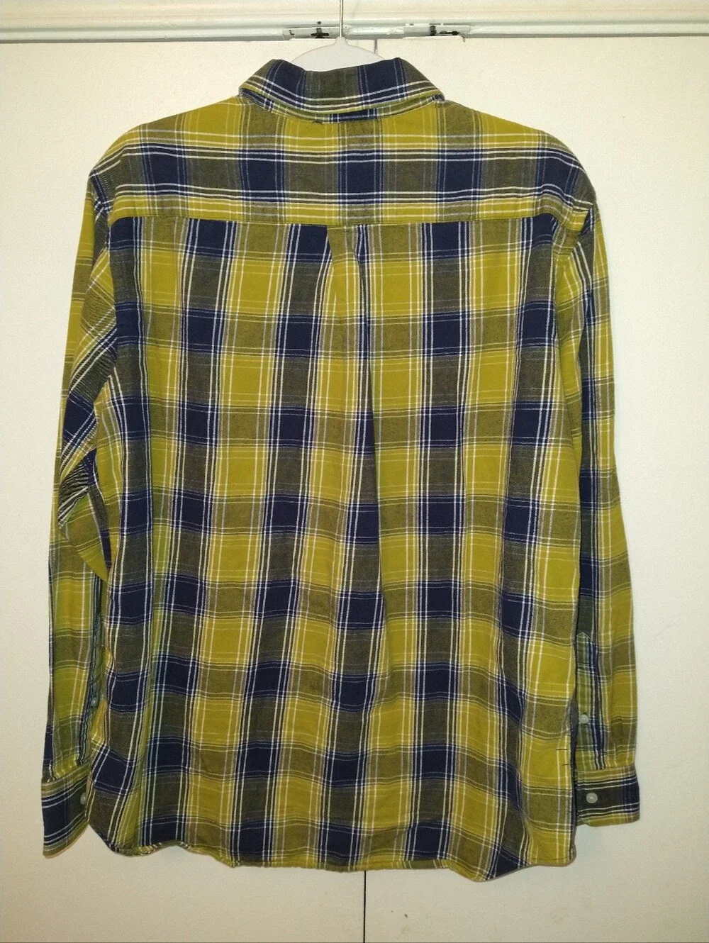 Banana Republic Soft Wash Plaid Long Sleeve Button Up Shirt Men's sz Large.